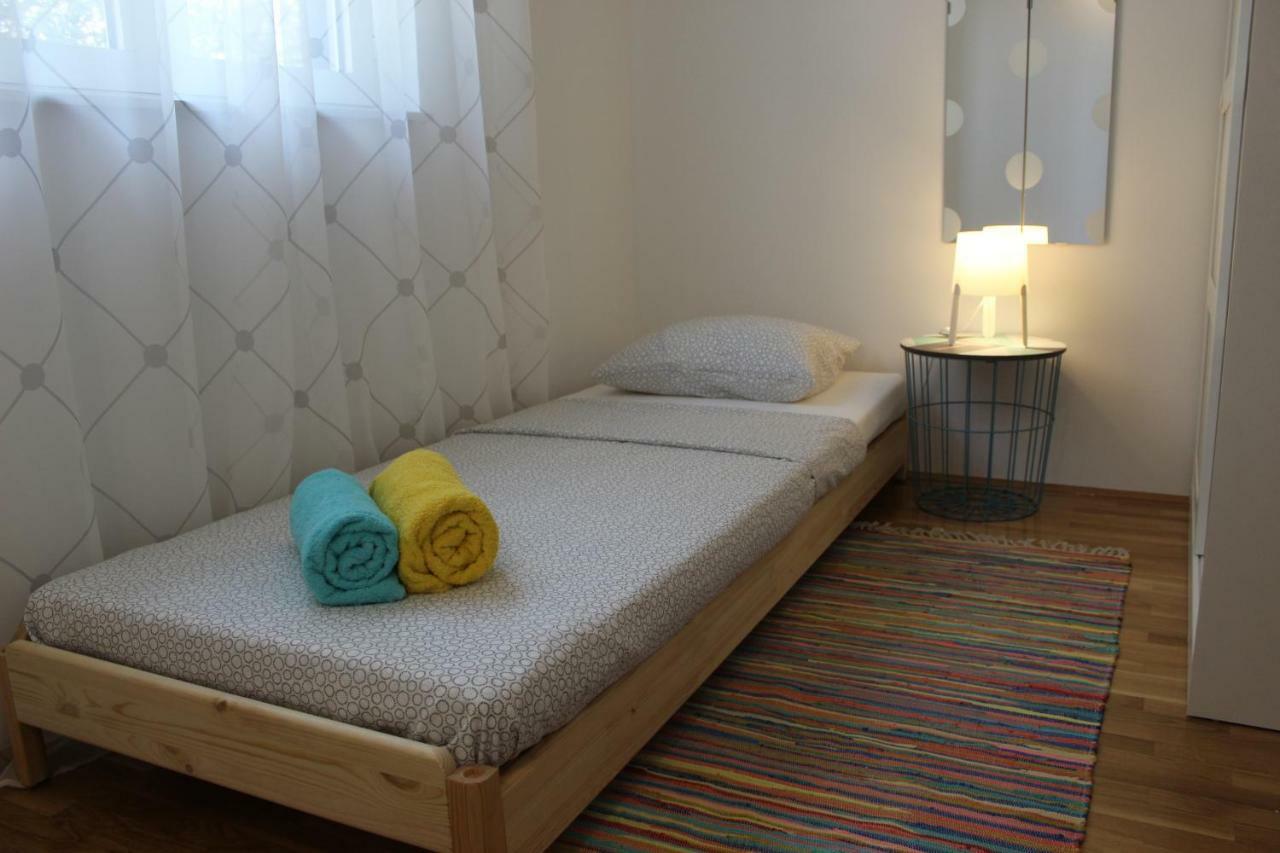Apartment Pixel Трогир Екстериор снимка
