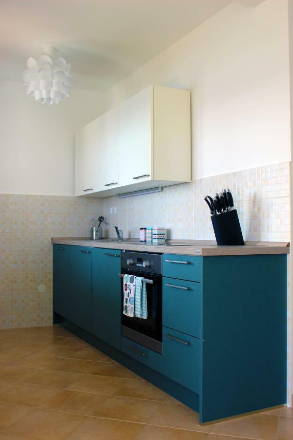 Apartment Pixel Трогир Екстериор снимка
